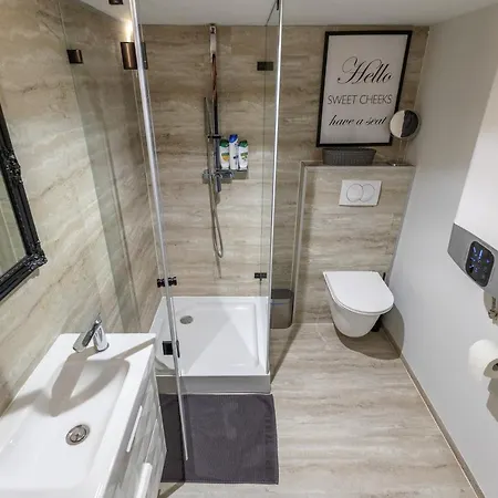 Bobo's Luxury Apartament